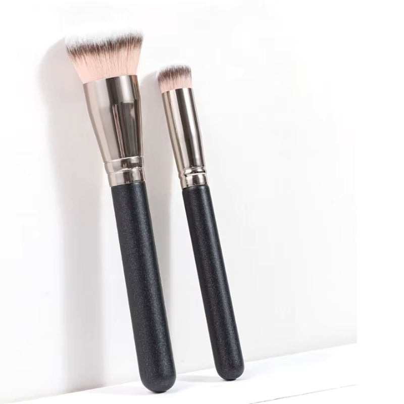 Makeup Brushes - Foundation Concealer
